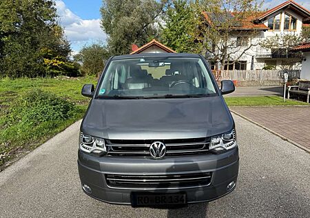 VW T5 Multivan Volkswagen Multivan 4MOTION Highline