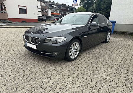 BMW 523i 523 +Aut.