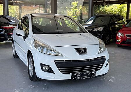 Peugeot 207 Urban Style-Klima-8 Fach Bereift