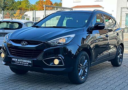 Hyundai ix35 Finale 2WD Scheckheft Unfallfrei Leder AHK NAVI