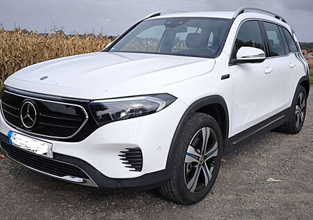 Mercedes-Benz EQB 300 4Matic Edition 1