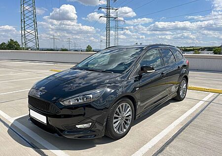 Ford Focus Turnier 1.0 EcoBoost Start-Stopp-System ST-L