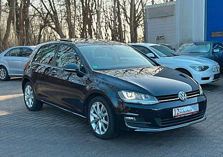 VW Golf Volkswagen VII Lim. Highline Garantie*Massag*Navi*Pano