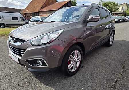Hyundai ix35 Premium AWD AHK SHZ KLIMA VOLL-LEDER