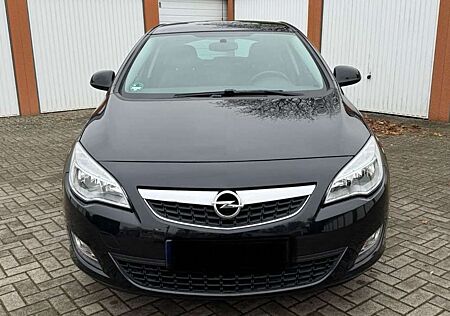 Opel Astra 1.4 ecoFLEX 150 Jahre