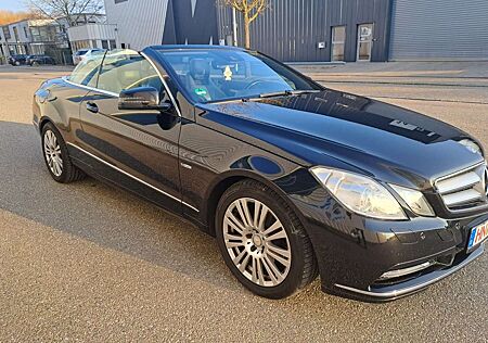Mercedes-Benz E 200 CGI BlueEfficiency (207.448) Cabrio