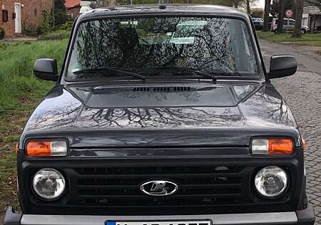 Lada Niva
