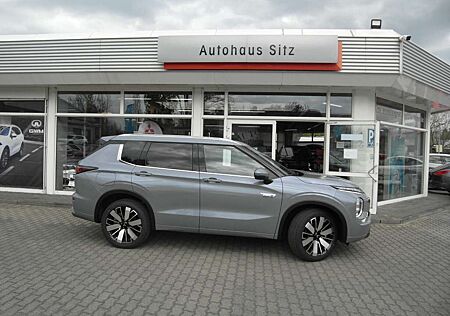 Mitsubishi Outlander Plug-in Hybrid Intro