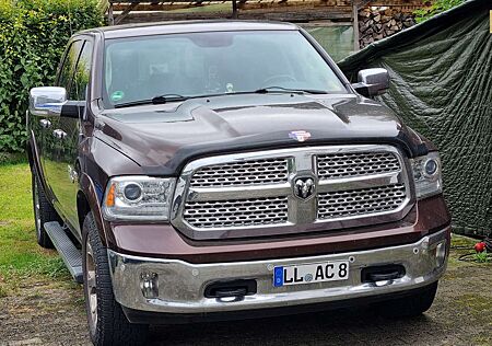 Dodge RAM 1500 Laramie Longbed