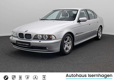 BMW 525 Aut Xenon PDC AHK Multifunktion Sport