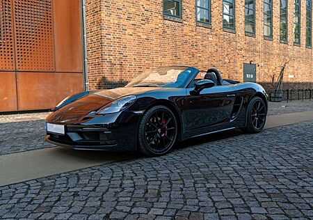 Porsche Boxster 718 GTS 4.0