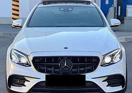 Mercedes-Benz E 200 9G-TRONIC AMG Line look 63amg 90.000 km