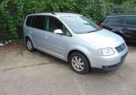 VW Touran Volkswagen 2.0 TDI Trendline/ Klimaautomatik/ 7 Sitzer/