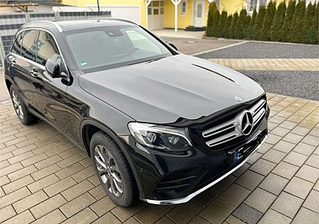 Mercedes-Benz GLC 250 , Alcantara,AHK,Soundsystem,Comand,Panorama