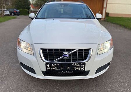 Volvo V70 Kombi Momentum*Sitzhzg*PDC*TÜV/AU NEU*