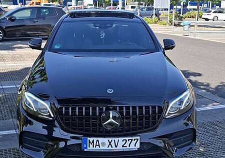 Mercedes-Benz E 350 350e 9G-TRONIC AMG Line