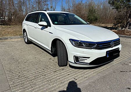 VW Passat Variant Volkswagen 1.4 TSI Plug-In-Hybrid DSG GTE