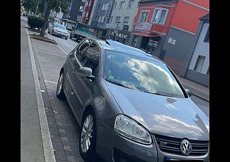 VW Golf Volkswagen 2.0 TDI DPF GT