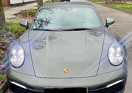 Porsche 992 911 Carrera Cabriolet PDK