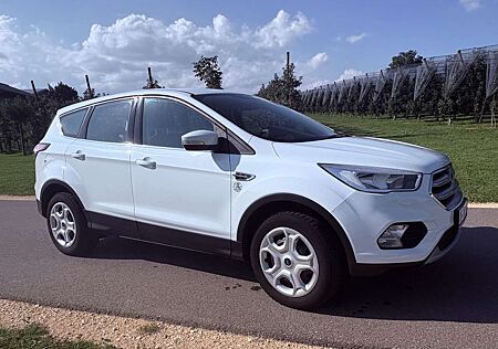 Ford Kuga 2019, top Zustand, sofort fahrbereit