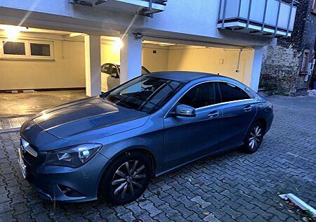 Mercedes-Benz CLA 220 CDI 7G-DCT