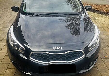 Kia Cee'd Ceed / Attract plus