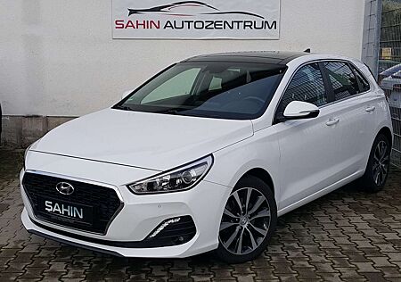 Hyundai i30 1.6 CRDI Automatik Style Pano Navi RFK LKAS