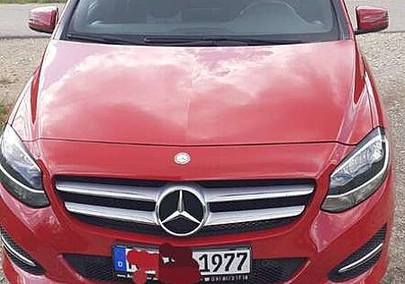 Mercedes-Benz B 180 d BlueEFFICIENCY Edition