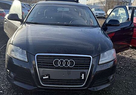 Audi A3 1.6 FSI Attraction