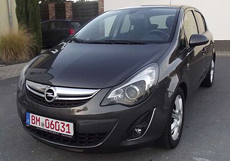 Opel Corsa Satellite D-Inspektion Neu-Tüv Neu-Schekheft G