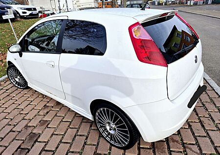 Fiat Grande Punto 1.4 8V Start 8FACH BEREIFT ALU