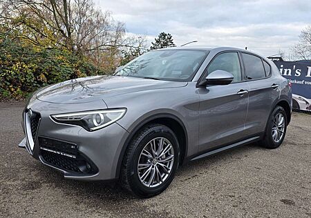 Alfa Romeo Stelvio Q4 Automatik 18 Zoll Leder Navigation Lane-assiste