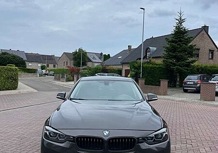 BMW 320d 320 Touring Efficient Dynamics Edition Luxury Lin