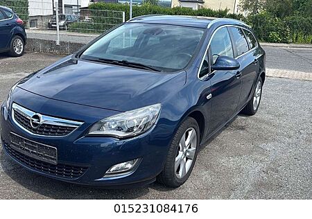 Opel Astra J Sports Tourer Innovation+Teilleder+Tempo