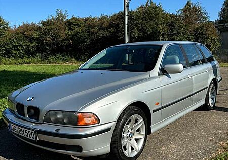 BMW 520i 520 5er E39 touring/ Tüv Neu