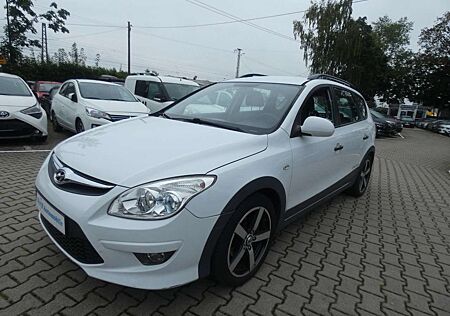 Hyundai i30 cw XROAD Business*2 HD*KLIMA