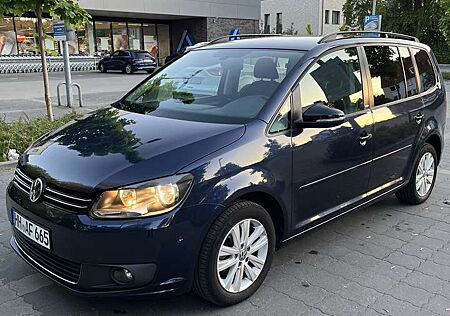 VW Touran Volkswagen 1.4 TSI STYLE, 7 Setzer, AHK, 2.Hand, Neuer TÜV