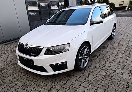 Skoda Octavia Combi RS 2.0d Leder Bi-Xenon