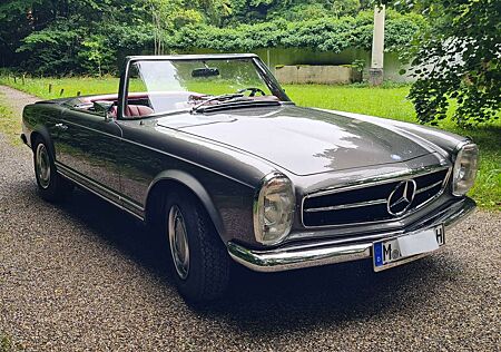 Mercedes-Benz SL 280 originale Werks ZF 5 - Top restauriert