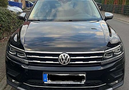 VW Tiguan Allspace Volkswagen Highline 4Motion