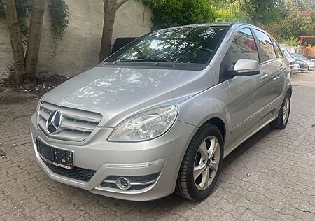 Mercedes-Benz B 200 CDI Autotronic