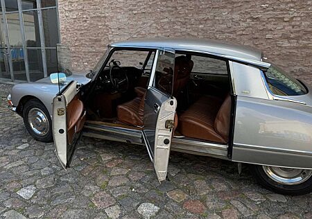Citroën DS Citroen 23 Pallas IE