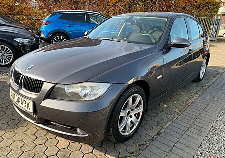 BMW 318 iLimousine*TÜV Neu*Kettensatz Neu*