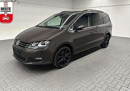 VW Sharan Volkswagen Bi-Xenon/Navi/Standhzg/AHK/Pano/19 LM