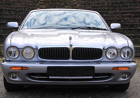 Jaguar XJ 3.2 Executive 2 Jahre Garantie