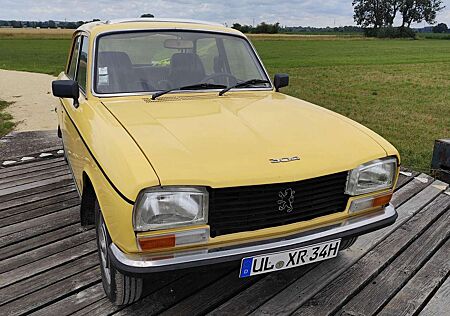 Peugeot 304 s