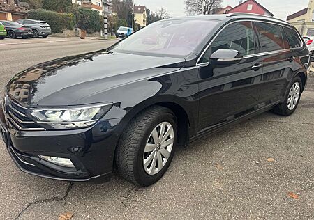 VW Passat Variant Volkswagen Business Acc R Kamera 8 Fach Vollvirtuell