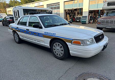 Ford Crown Victoria Police Interceptor 4,6 Liter V8