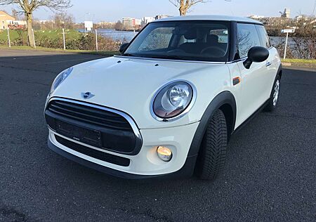 Mini ONE First Euro6 KLIMA SitzHeiz St/Stop DTC RDC ZV WR