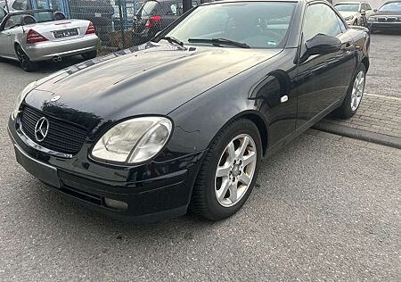 Mercedes-Benz SLK 200